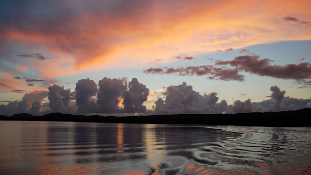 B366R1 The sun setting over the Puerto Mosquito mangrove bay in Vieques, Puerto Rico. The bay is bioluminescent.. Image shot 2007. Exact date unknown.
Bahía Mosquito